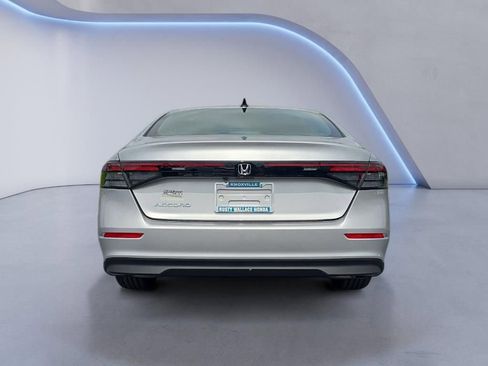 New 2025 Honda Accord SE image 5