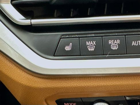 Used 2021 BMW 430i Convertible w/ Convenience Package image 21