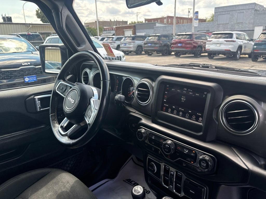 Used 2020 Jeep Wrangler Unlimited Sahara AWD/4WD image 44