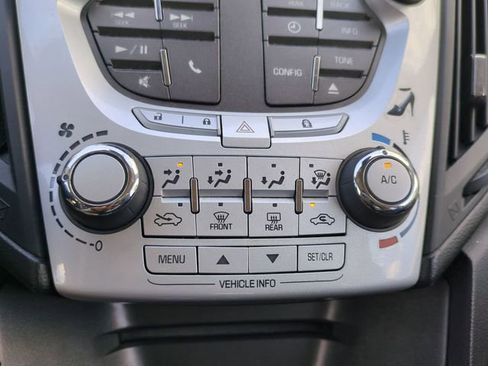 Used 2015 Chevrolet Equinox LT FWD image 25