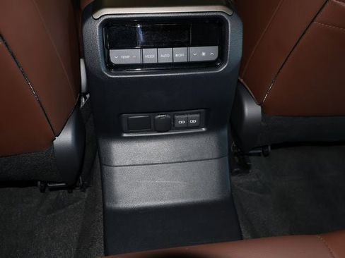 Used 2025 Toyota Land Cruiser image 12