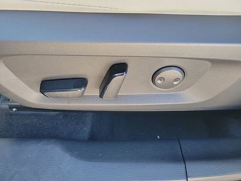 New 2025 Mitsubishi Outlander SEL image 22