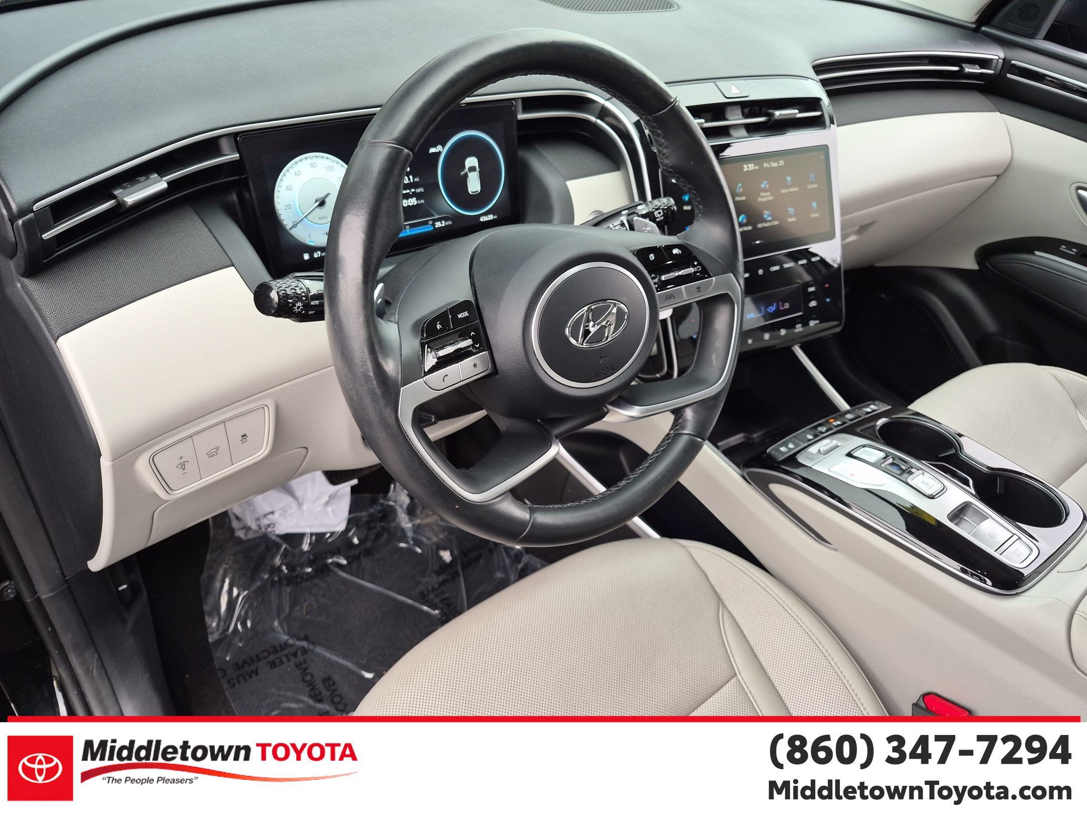 Used 2023 Hyundai Tucson Limited w/ Cargo Package AWD/4WD image 16