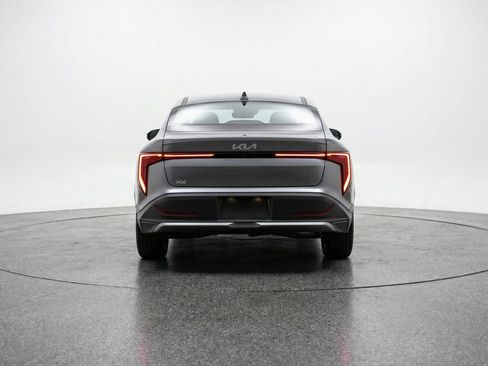 Used 2025 Kia K4 LXS image 7