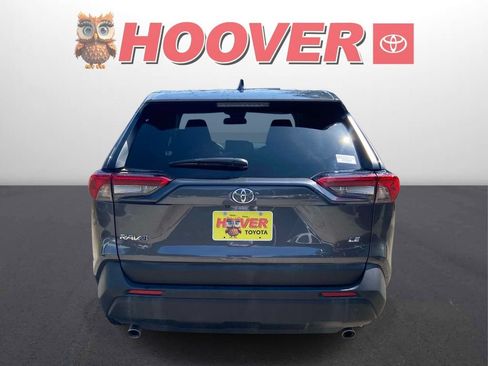 Used 2024 Toyota RAV4 LE FWD image 6