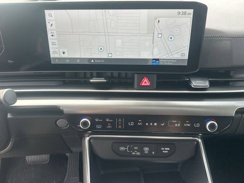New 2026 Kia Carnival SX FWD image 18