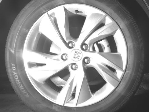 Used 2025 Buick Encore GX Preferred image 13