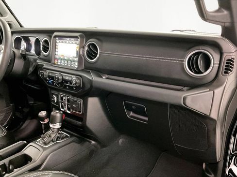 Used 2023 Jeep Wrangler Unlimited Sahara image 21