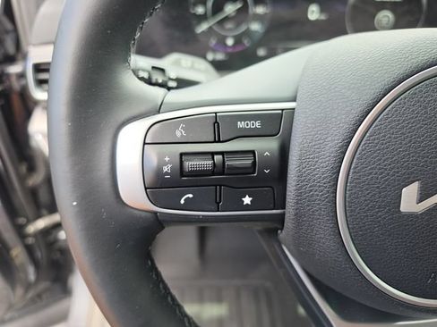 Certified 2023 Kia Sportage SX FWD image 40