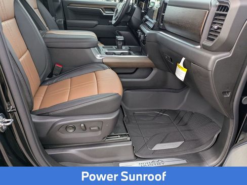 Used 2025 Chevrolet Silverado 1500 High Country image 37