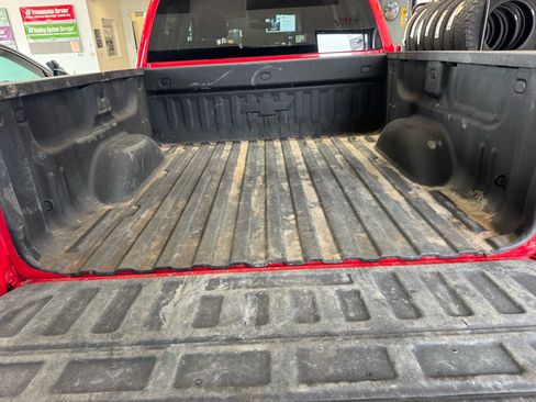 Used 2018 Chevrolet Silverado 1500 LT w/ All Star Edition AWD/4WD image 8