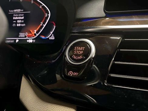 Used 2020 BMW 530i w/ Convenience Package image 42