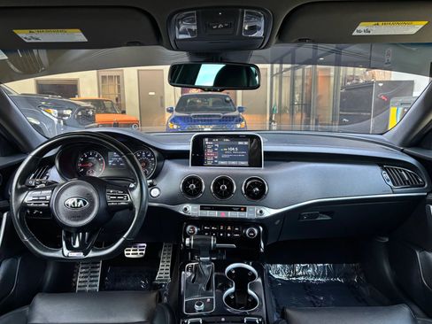 Used 2021 Kia Stinger GT-Line image 13