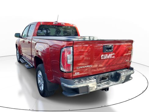 Used 2015 GMC Canyon SLE image 4