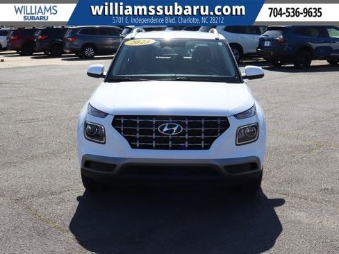 Used 2023 Hyundai Venue SEL w/ Cargo Package FWD image 2