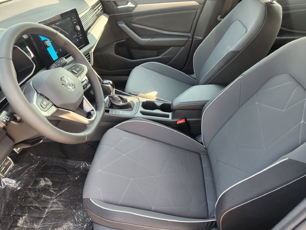 New 2027 Volkswagen Jetta Sport FWD image 9