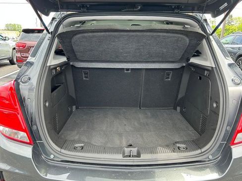 Used 2017 Chevrolet Trax LT w/ LT Convenience Package image 26