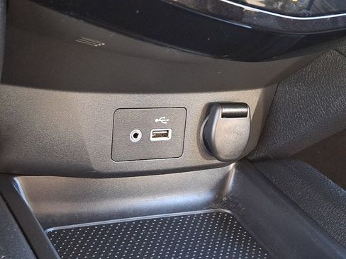 Used 2020 Nissan Rogue Sport SV w/ All-Weather Package image 23