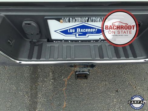 Used 2018 Chevrolet Silverado 1500 LT w/ Trailering Package image 9