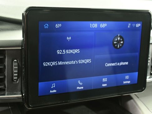 Used 2022 Ford Explorer XLT w/ Equipment Group 202A AWD/4WD image 29