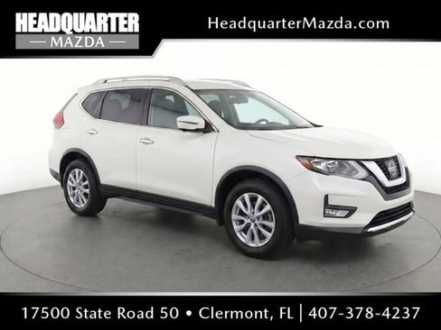 Used 2018 Nissan Rogue SV w/ Premium Package FWD image 1