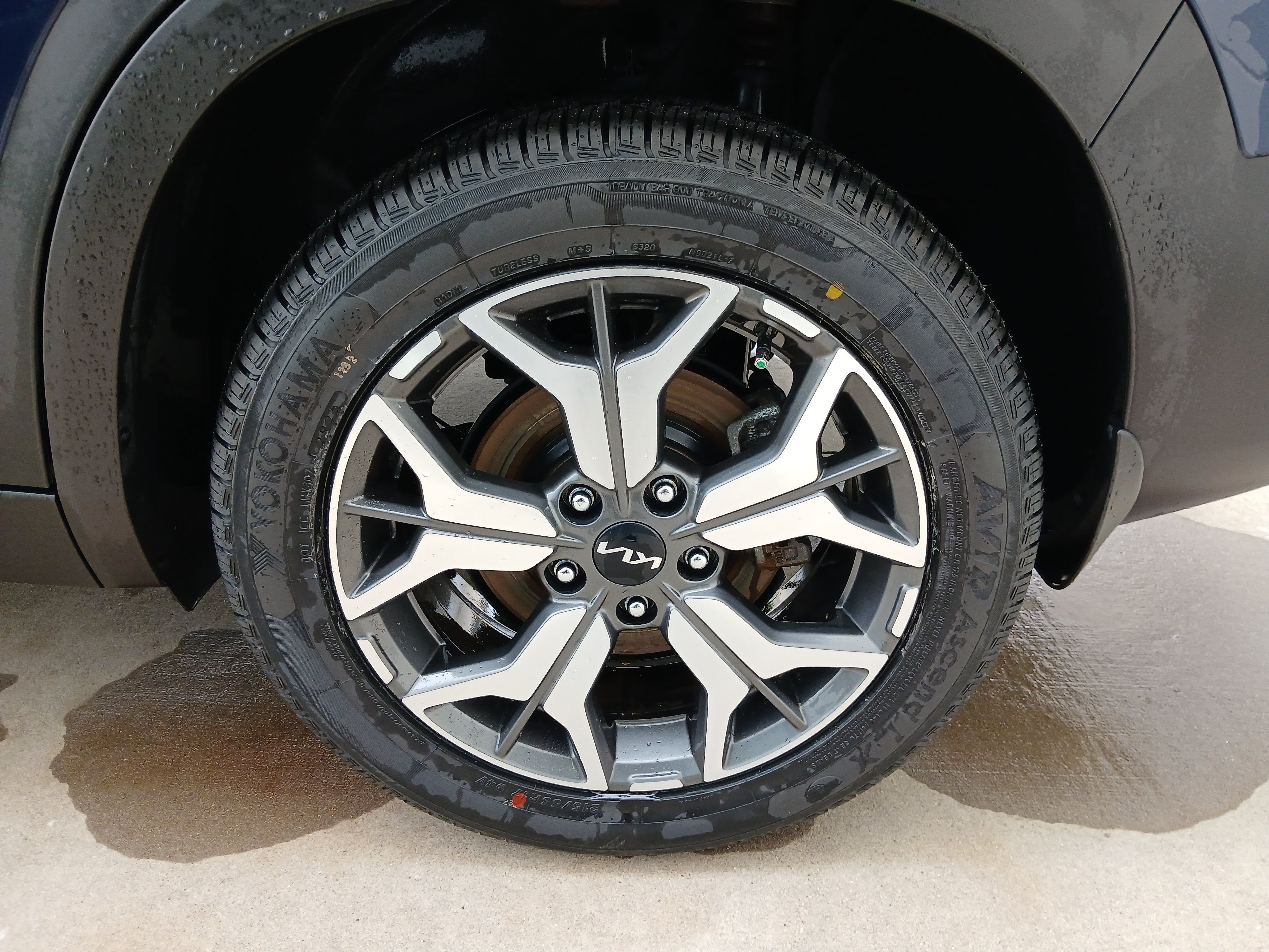 Used 2023 Kia Seltos EX AWD/4WD image 18
