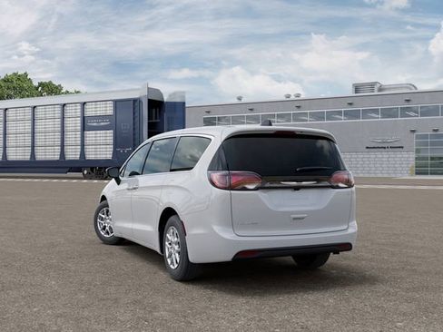 New 2025 Chrysler Voyager LX FWD image 3