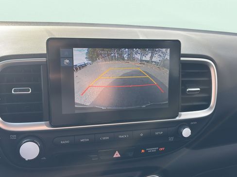 New 2026 Hyundai Venue SE image 15