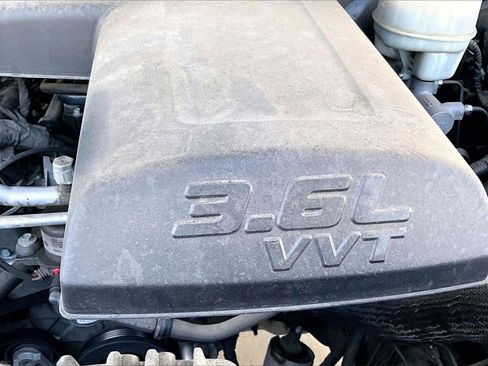 Certified 2017 RAM 1500 Classic SLT image 36