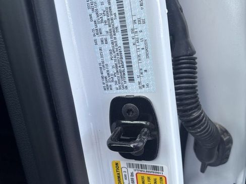 Certified 2025 Ford F150 Lariat w/ Equipment Group 502A High AWD/4WD image 19