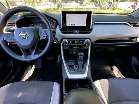 Used 2024 Toyota RAV4 XLE image 7