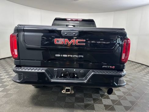 Used 2023 GMC Sierra 2500 AT4 w/ AT4 Preferred Package image 4