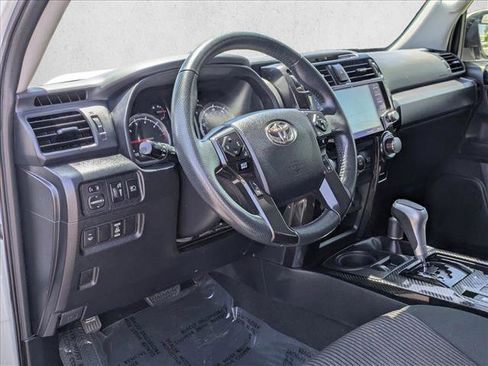 Used 2021 Toyota 4Runner TRD Off-Road AWD/4WD image 10