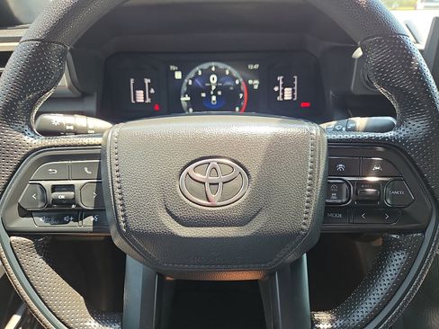 Used 2024 Toyota Tacoma SR5 AWD/4WD image 24