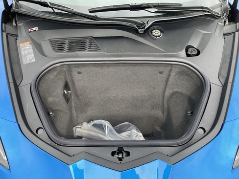 New 2025 Chevrolet Corvette E-Ray image 3