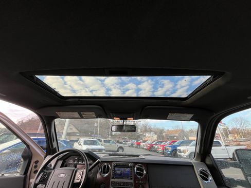 Used 2011 Ford F350 Lariat w/ Lariat Ultimate Pkg image 16