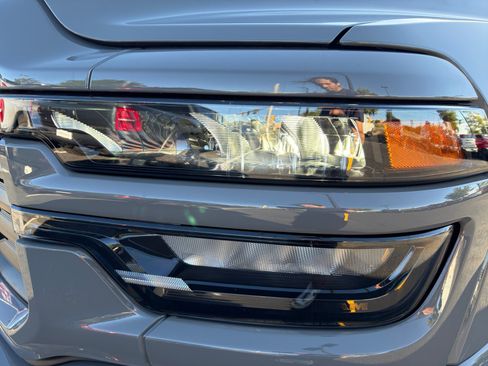 New 2027 RAM 3500 Big Horn AWD/4WD image 9