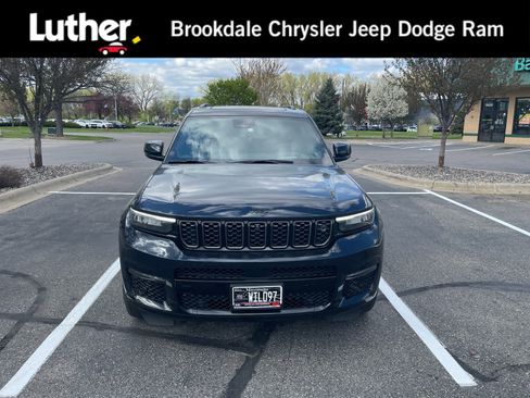 Used 2023 Jeep Grand Cherokee L Summit AWD/4WD image 1