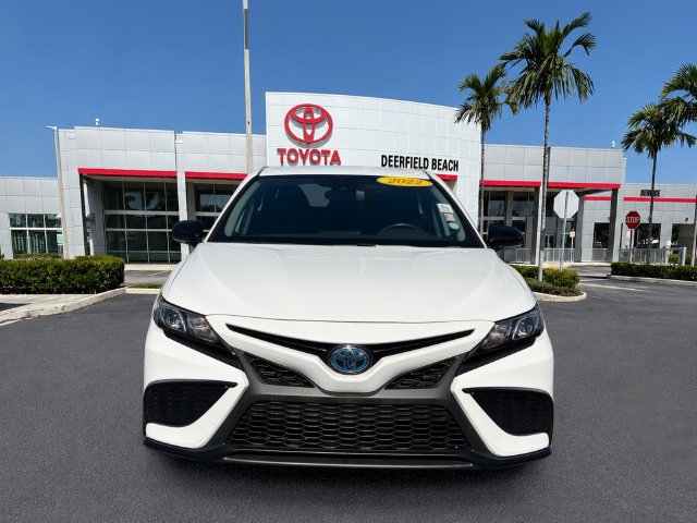 Certified 2022 Toyota Camry SE w/ Convenience Package FWD image 2