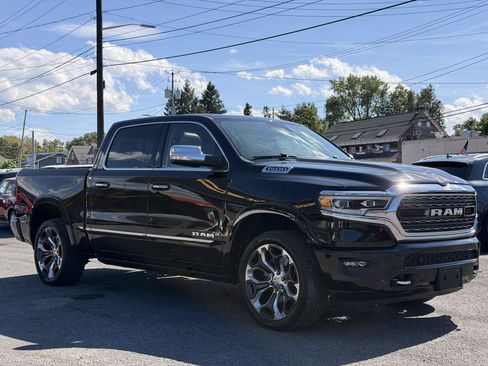 Used 2022 RAM 1500 Limited AWD/4WD image 3