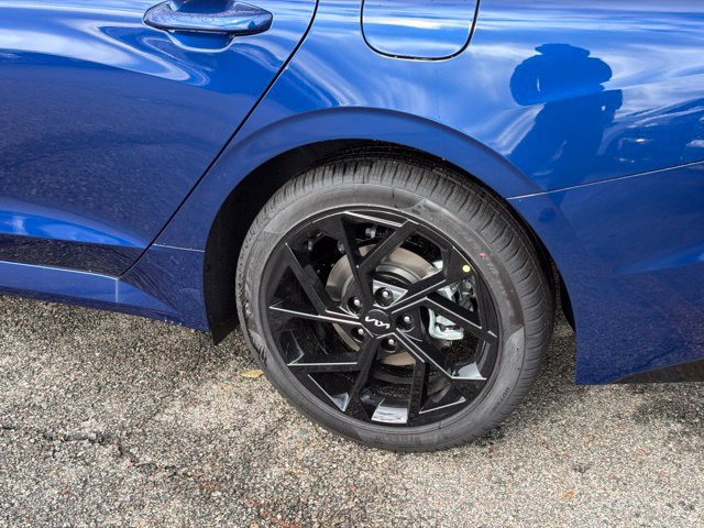 New 2027 Kia K5 GT-Line FWD image 6