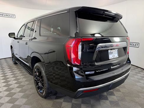 Used 2023 GMC Yukon XL SLT AWD/4WD image 4