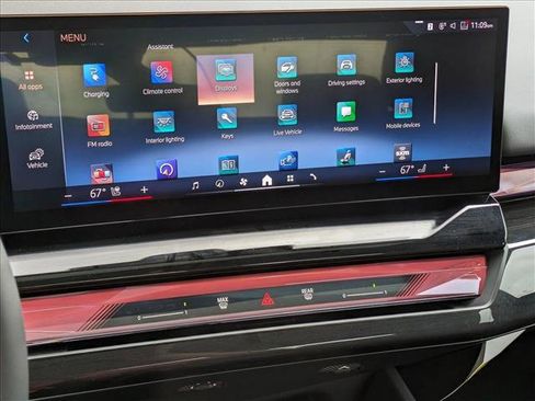 Used 2024 BMW i5 eDrive40i w/ Premium Package image 12