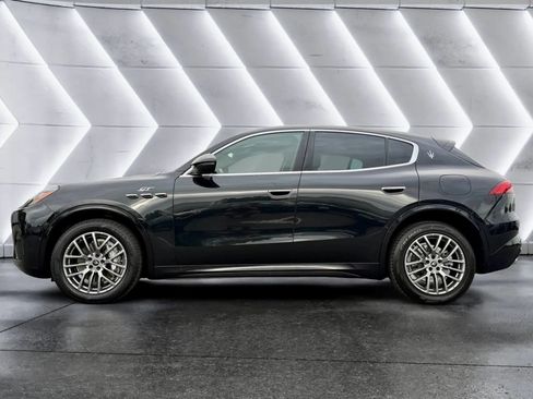 Used 2024 Maserati Grecale GT AWD/4WD image 4