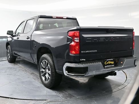 Used 2024 Chevrolet Silverado 1500 LT image 7