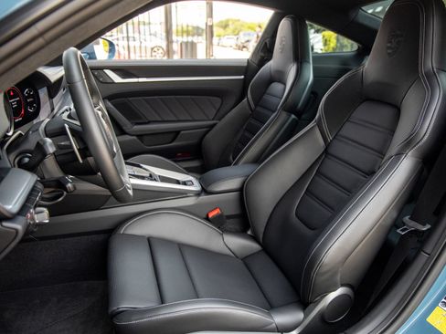 Certified 2023 Porsche 911 Carrera S RWD image 5
