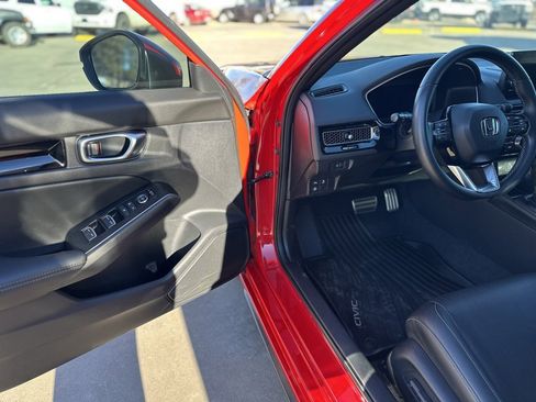 Used 2022 Honda Civic Sport Touring image 13
