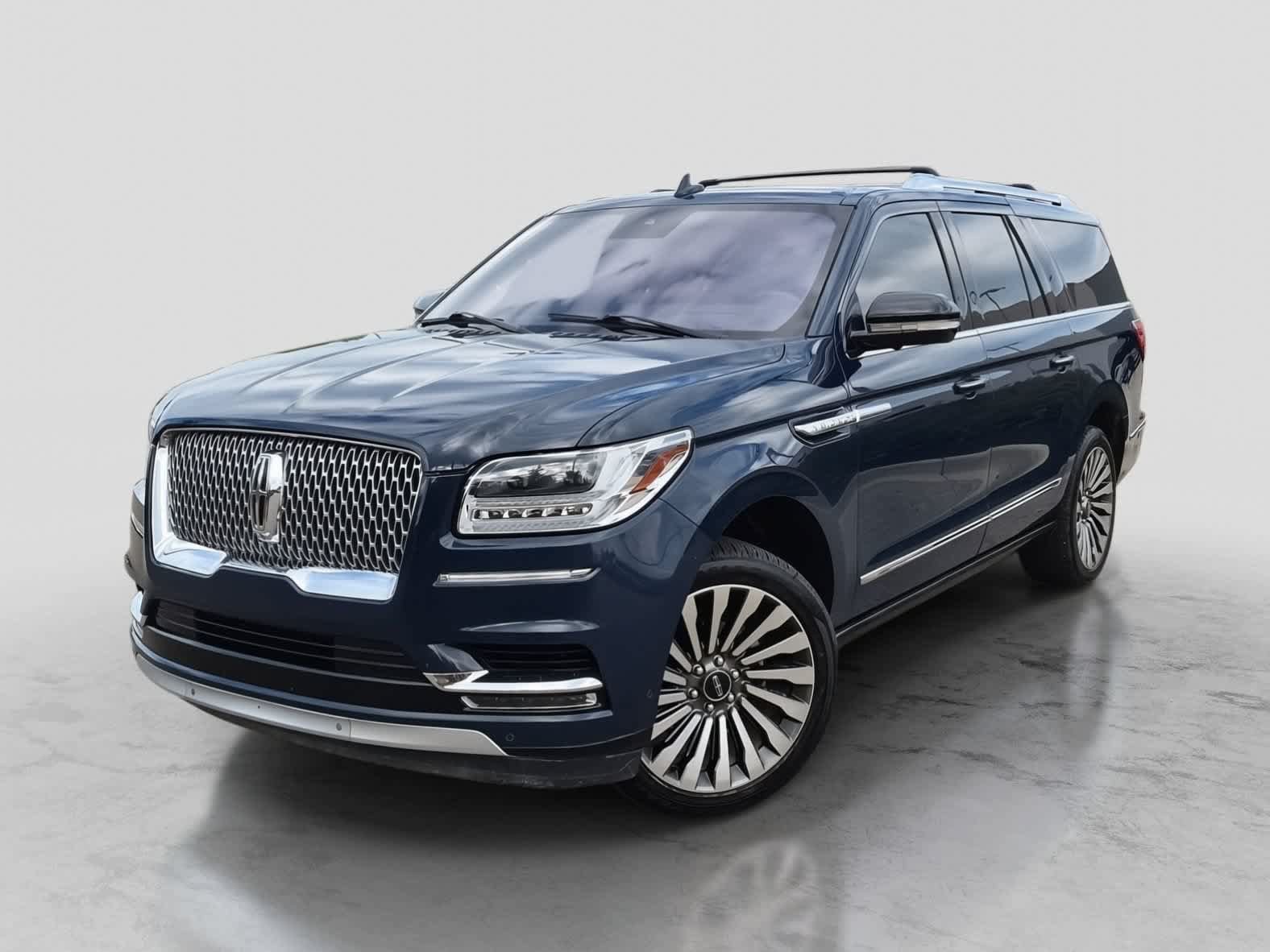 Used 2020 Lincoln Navigator L Reserve w/ Luxury Package AWD/4WD image 1