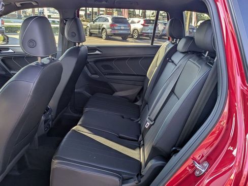 Used 2024 Volkswagen Tiguan SE R-Line image 16