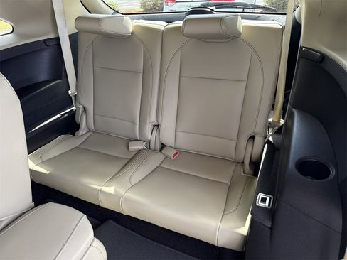 Used 2020 Acura MDX Advance image 12